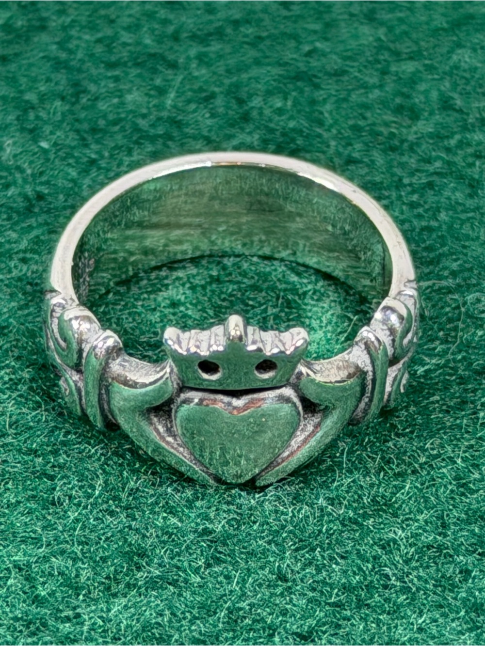 James Avery Sterling Silver Claddagh Ring Size 5 Heart Crown Hands 925 Retired